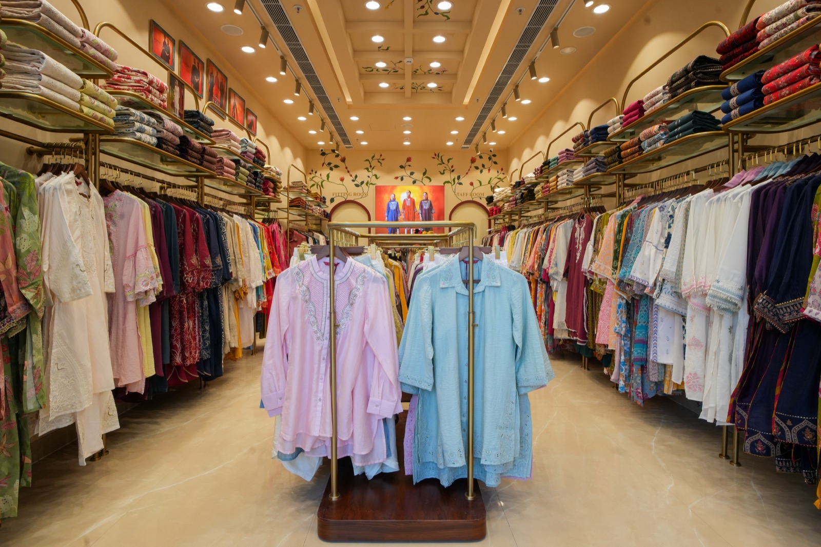 Lakshita storefront