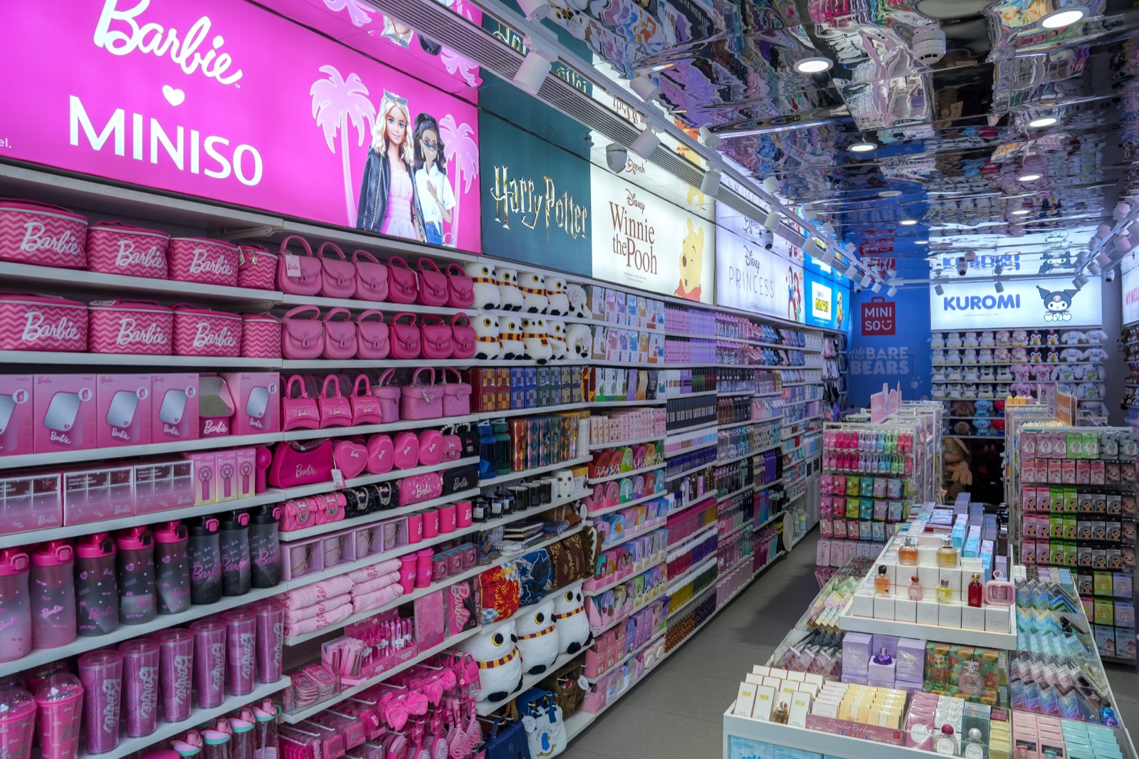 MINISO storefront